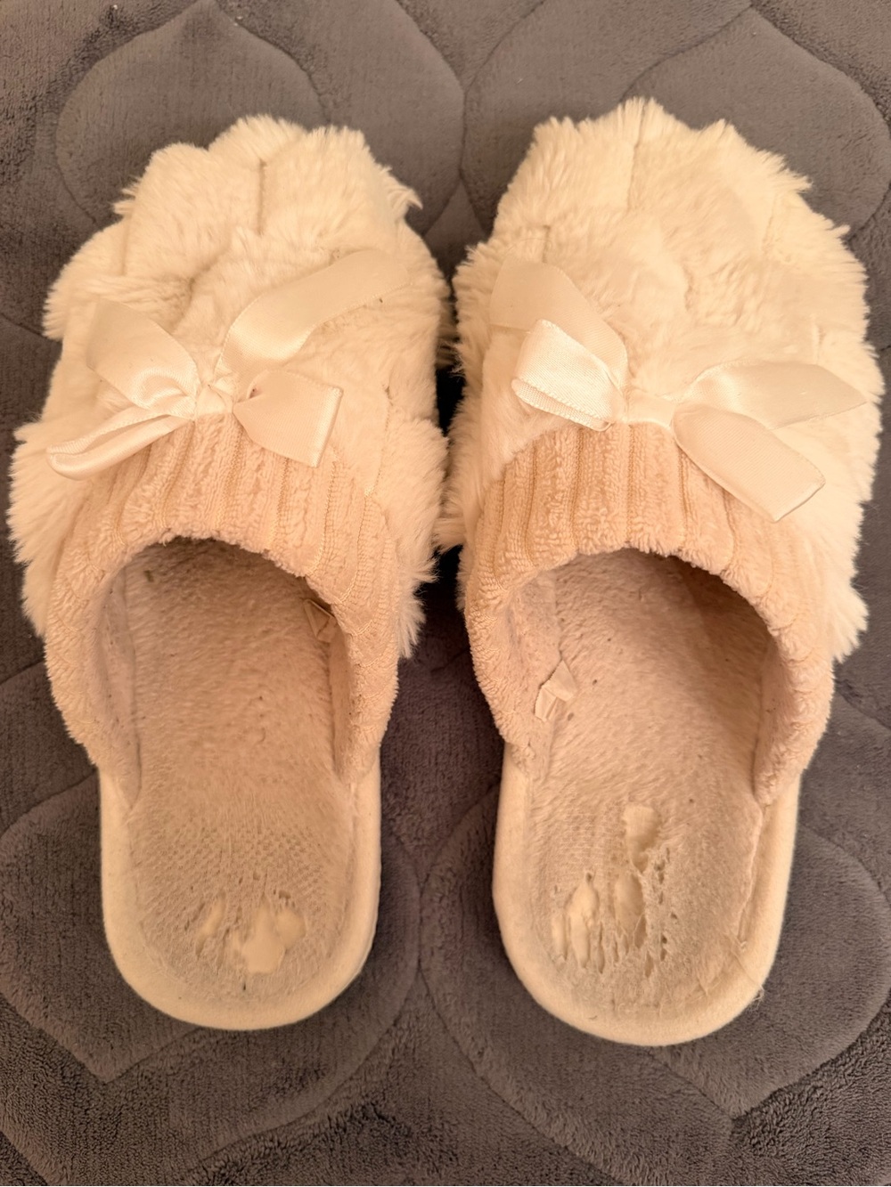 The cutest little well worn slippers. Sz 9/10